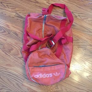 Vintage 70s adidas duffel bag